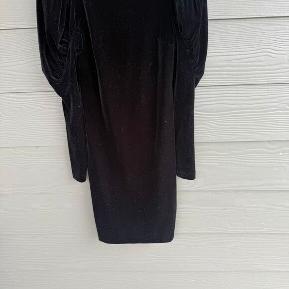 Express Balloon sleeve velvet mini dress - Picture 4 of 6